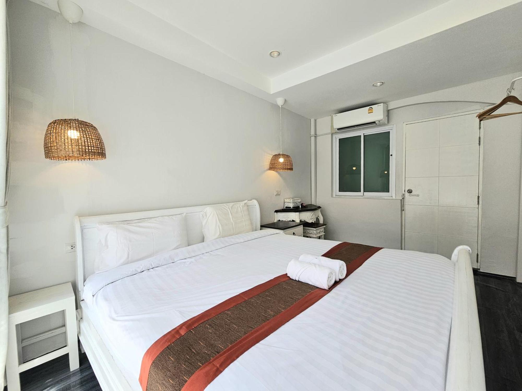 39 Living Pattaya Villa Eksteriør billede