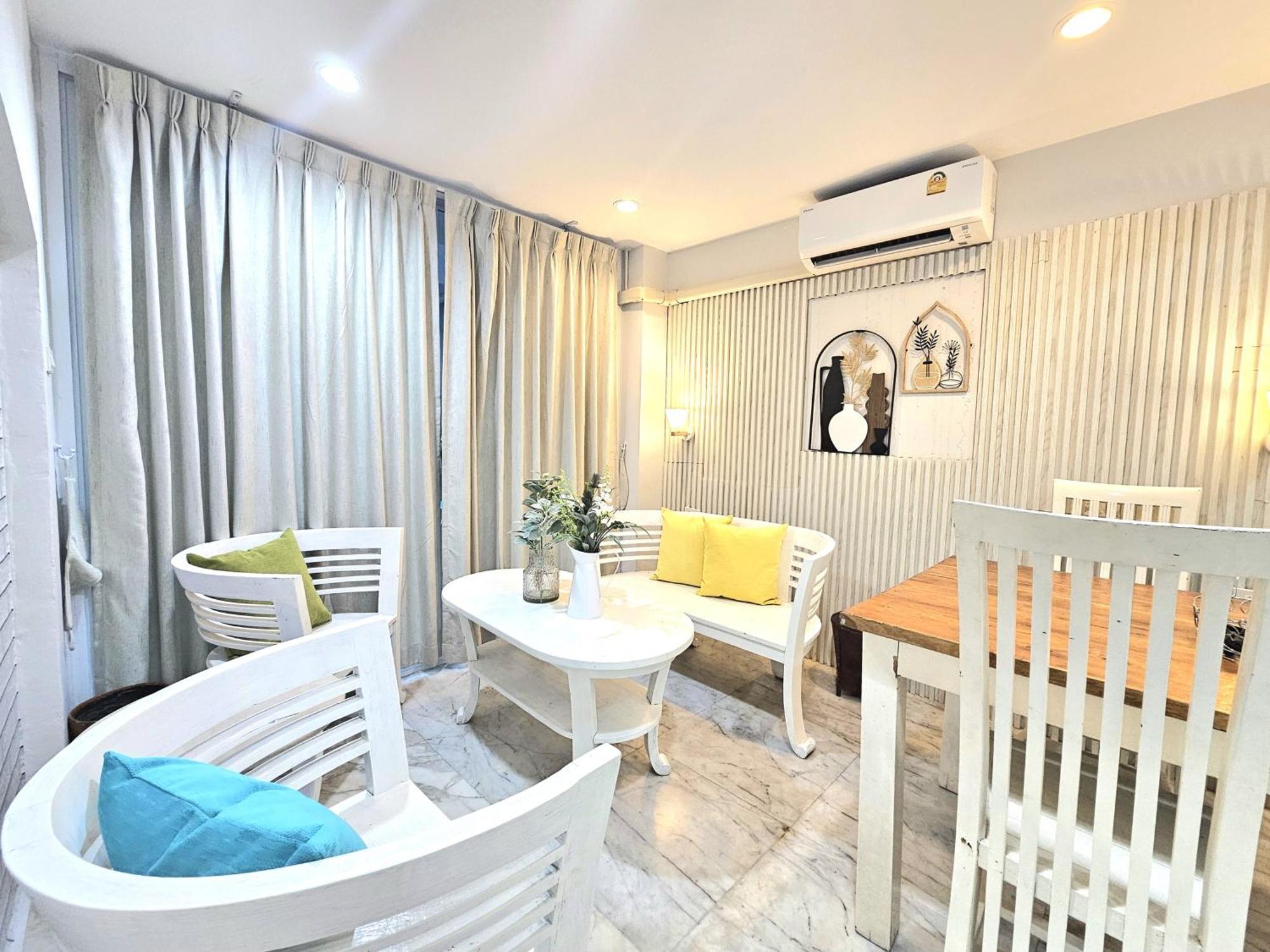 39 Living Pattaya Villa Eksteriør billede