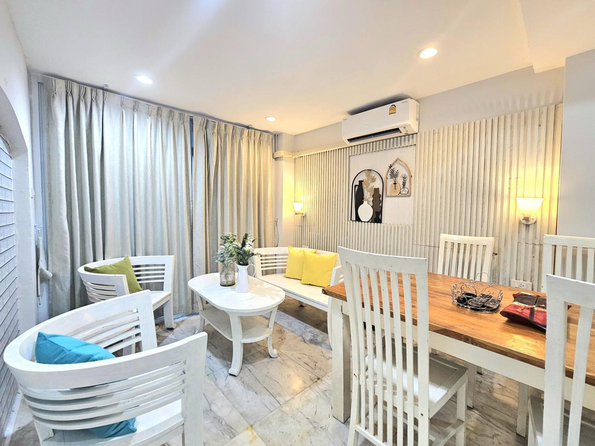 39 Living Pattaya Villa Eksteriør billede