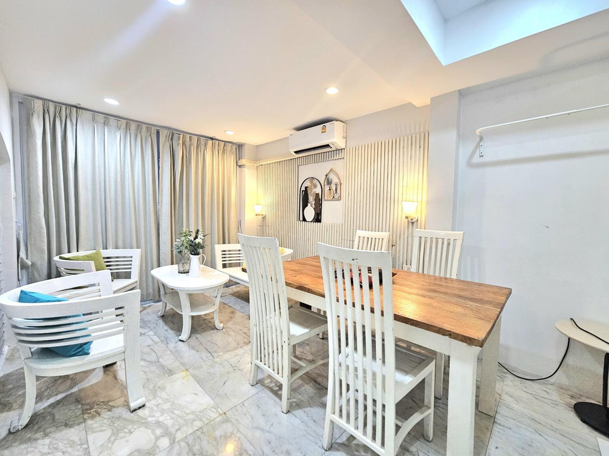 39 Living Pattaya Villa Eksteriør billede